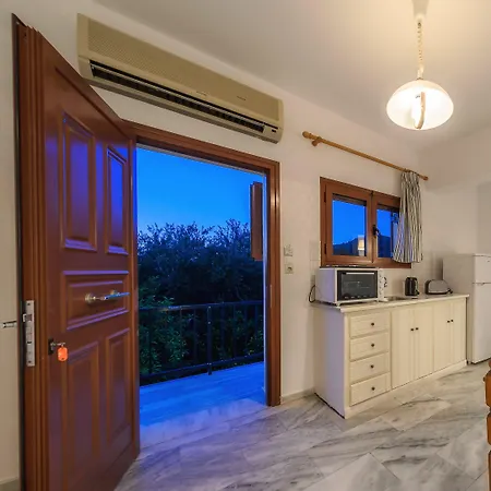 Apartment Kiki Studios *