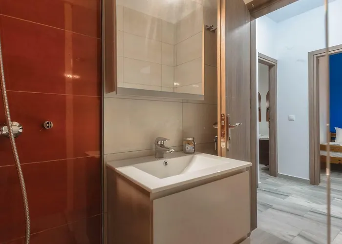 Kiki Studios Kalamákion