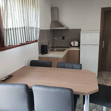 Kiki Studios Apartment *