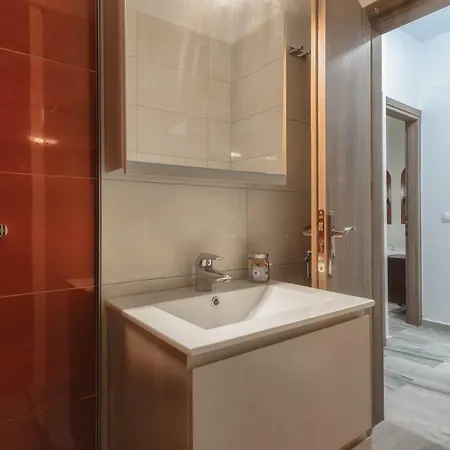 Kiki Studios Kalamákion